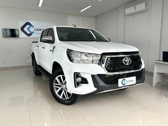 TOYOTA HILUX 2.8 SRV 4X4 CD 16V DIESEL 4P AUTOMÁTICO